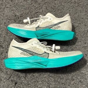 Nike zoomx vaporfly next% 3